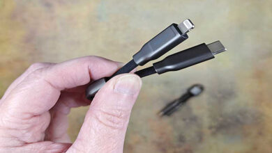 Nomad ChargeKey یک کلید هوشمند با قابلیت شارژ